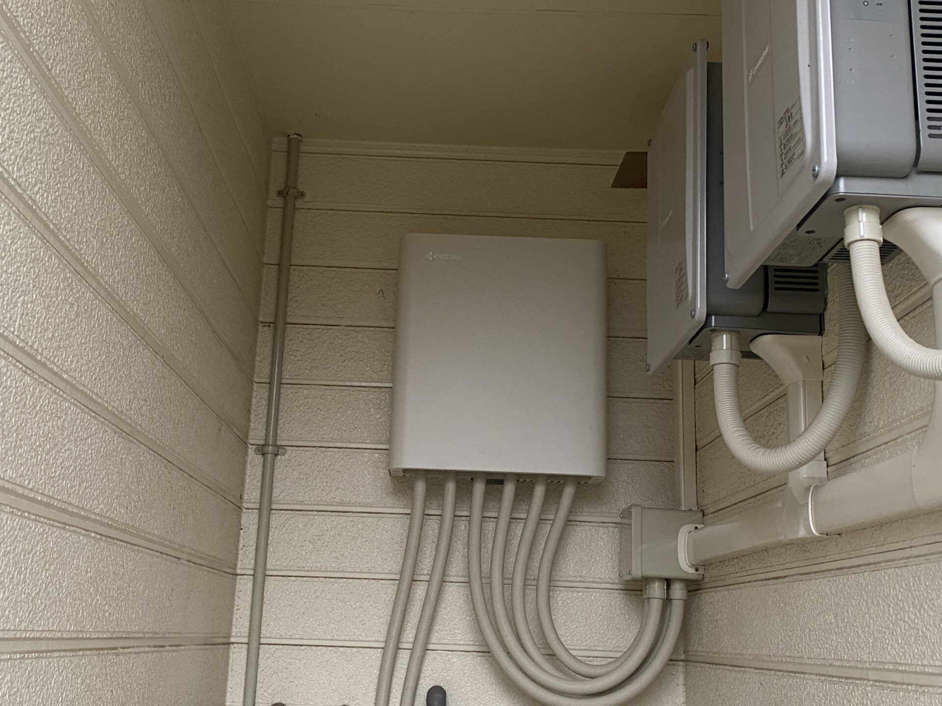 パワーコンディショナー　取付