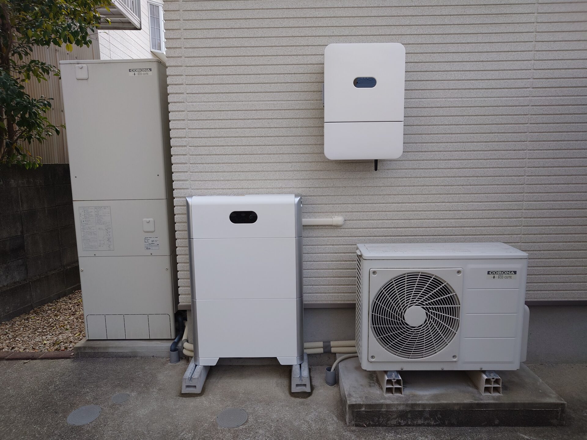 蓄電池取付の施工事例